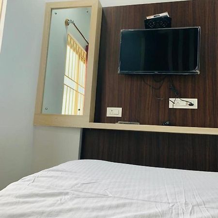 Juju Residency Мадікері Екстер'єр фото